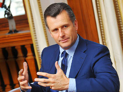 Erfolgreicher Majest Fundalis Trader